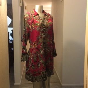 Beautiful dress size 16 100% polyester